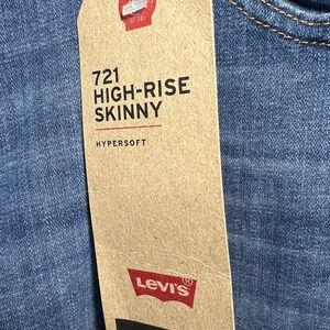 NWT, Levi 721 High Rise Skinny, plus size 22W M Hypersoft